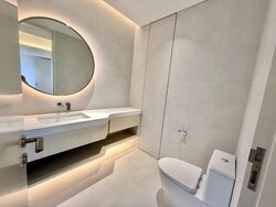 The Colonnade (D10), Condominium #552848391